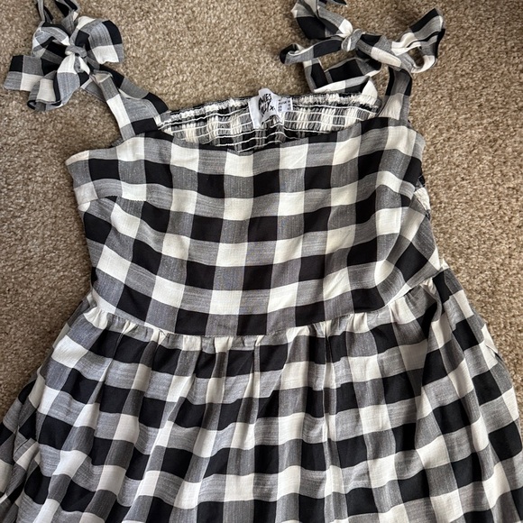 Princess Polly Dresses & Skirts - Princess Polly Monochrome Checkered Skirt